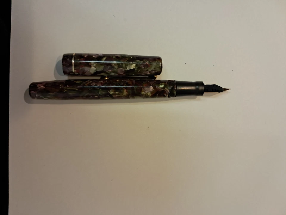 Pluma Estilográfica Swan Mabie Todd Italiana Mármol Celuloide 205/59 De Colección F Nueva en Caja Flex Foto 3 de 4