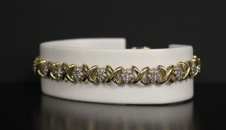 (RI2) Lady's 14K Two-Tone Gold Diamond Bracelet - 7.5" - 15.1 Grams - .19 TCW - Image 3 of 4