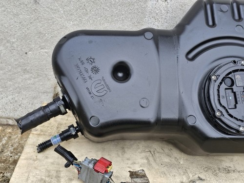 Genuine Fiat Ducato Adblue Tank & Pump . Mk3 2019 1389423080 1393076080 - Picture 6 of 17