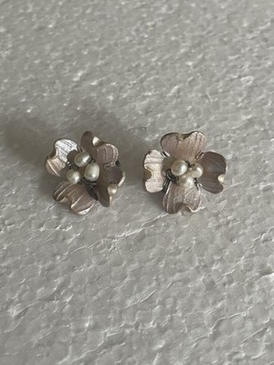 Vintage Rose Silver Tone White Enamel Dogwood Flowers Clip Earrings, New