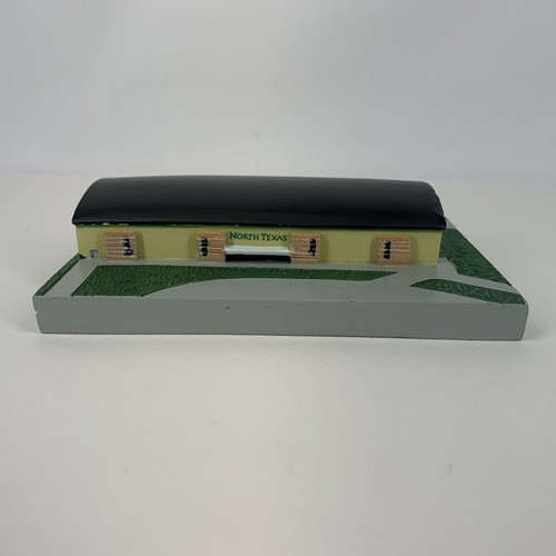 UNT North Texas Briefbeschwerer MEAN GREEN Lovelace McNatt Anlage 4,25" Replik - Bild 8 von 15