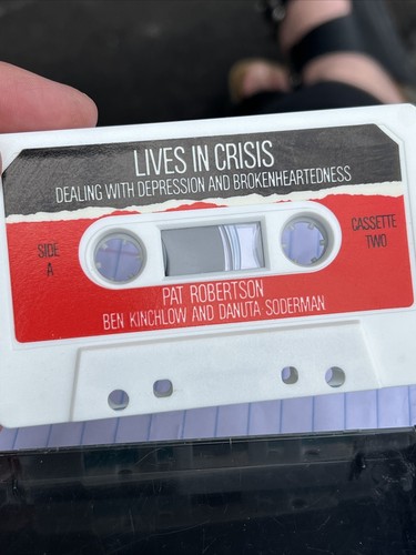 2 Pat Robertson Lives In Crisis Cassette Tapes 1987 Christian Broadcasting - Picture 8 of 12