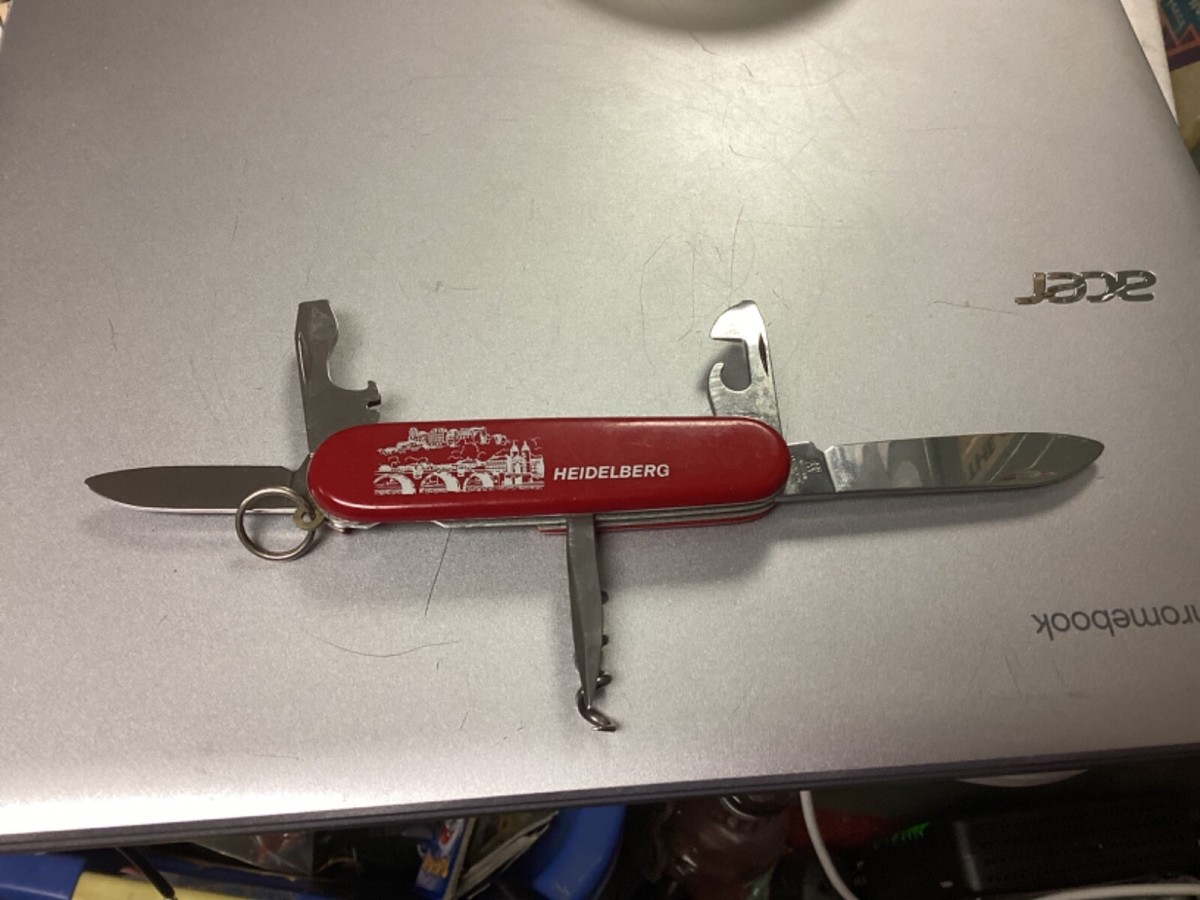 ZWILLINGS J.A. HENCKELS Knife Red Multi Tool Deluxe Folder