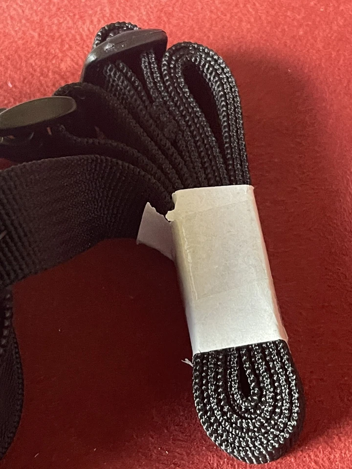 Lowepro Camera Pouch Z5- Black. Brand New. - Image 2 of 4