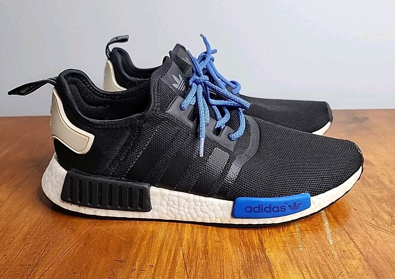 Picture 1 of 16