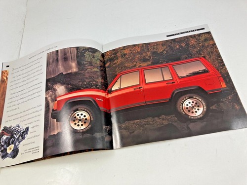1994 Jeep ~ New Car Sales Brochure ~ Nice Condition ~ Wrangler Grand Cherokee - Picture 4 of 6