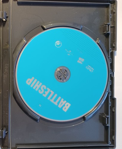 Battleship DVD Region 2, 4, 5 VGC Taylor Kitsch Rihanna Liam Neeson Free Postage - Picture 2 of 7