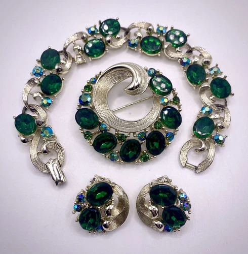 Mid Century Signed LISNER Set Emerald Green & AB Rhinestones, Perfect Cond.!