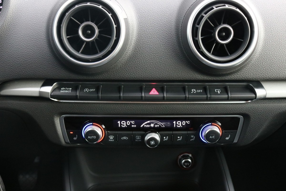 Audi A3 1,6 TDi 110 Ambition SB