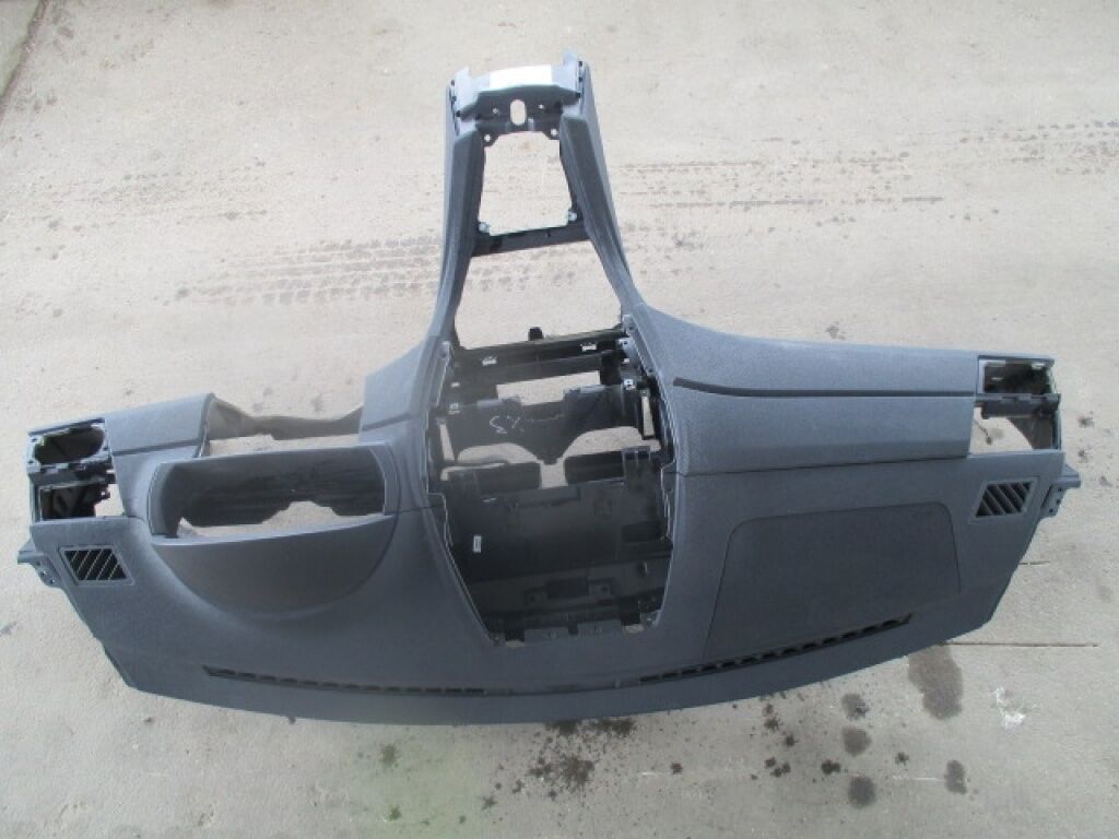 Picture 9 of 10