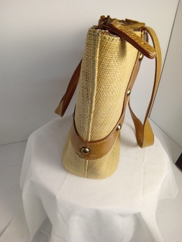 CLARKS Vintage Camel Brown Raffia Grass Shoulder Bag Double Leather Handle & Stu - Picture 3 of 8