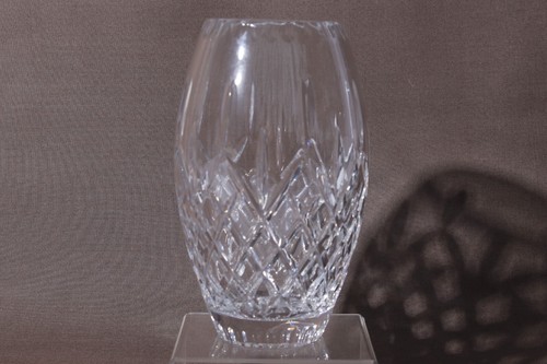 Waterford Araglin Clear Cut Crystal Flower Vase 8" - Picture 3 of 8