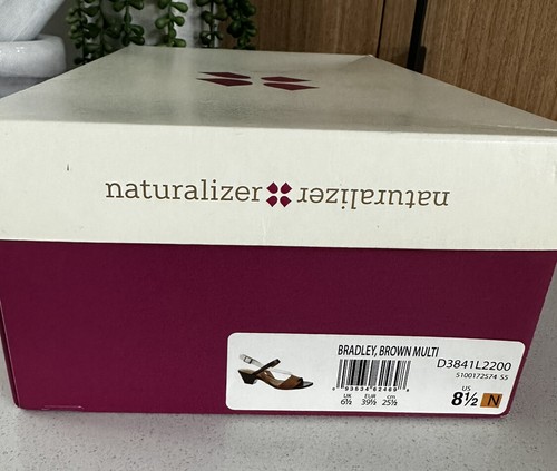 Naturalizer Women Brown Leather Low heeled Open Toed Sandals Shoes SZ 8.5 AA NEW - Picture 8 of 9