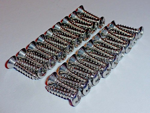 (35) Jeu de vis de protection d'angle pour ampli guitare ou haut-parleur • Tête ovale en acier inoxydable - Photo 1/5