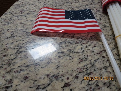 12 AMERICAN HEAVY WEIGHT PLASTIC FLAGS--16" LONG-FLAG-8" X 5.5"--#Y6A - Picture 20 of 24