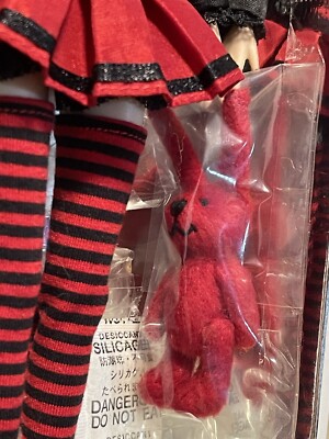 Integrity Toys FR Nippon Misaki Gothic Dream Red Rabbit
