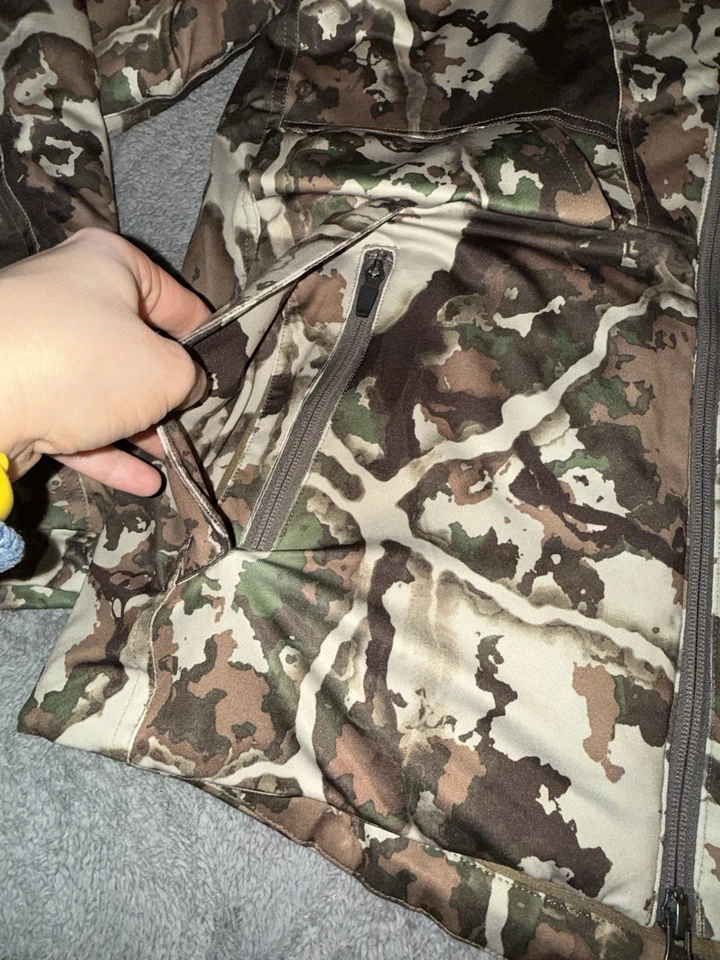 First Lite Woodbury Jacket Fusion Medium EUC Free Shipping - Image 2 of 4