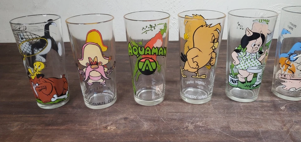 Lote De 9 Gafas Serie Coleccionistas Pepsi Años 70 Looney Toons DC COMICS ¡LEER! Foto 4 de 4