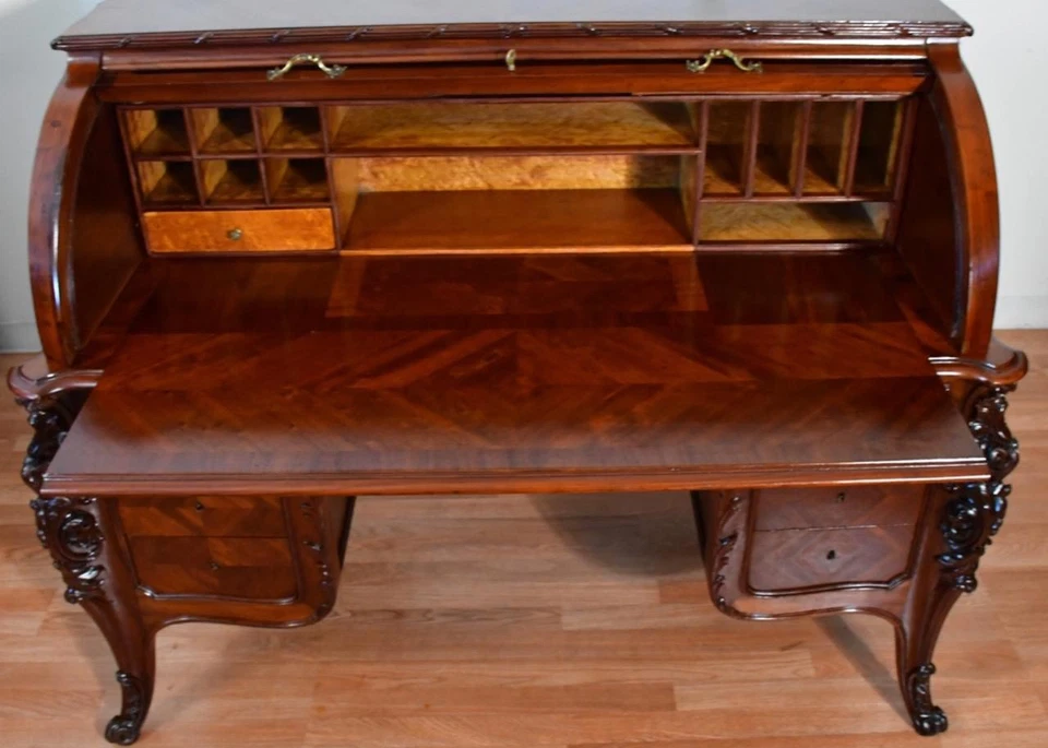 Escritorio antiguo francés Luis XV tallado en nogal cilindro enrollable década de 1890 Foto 4 de 4