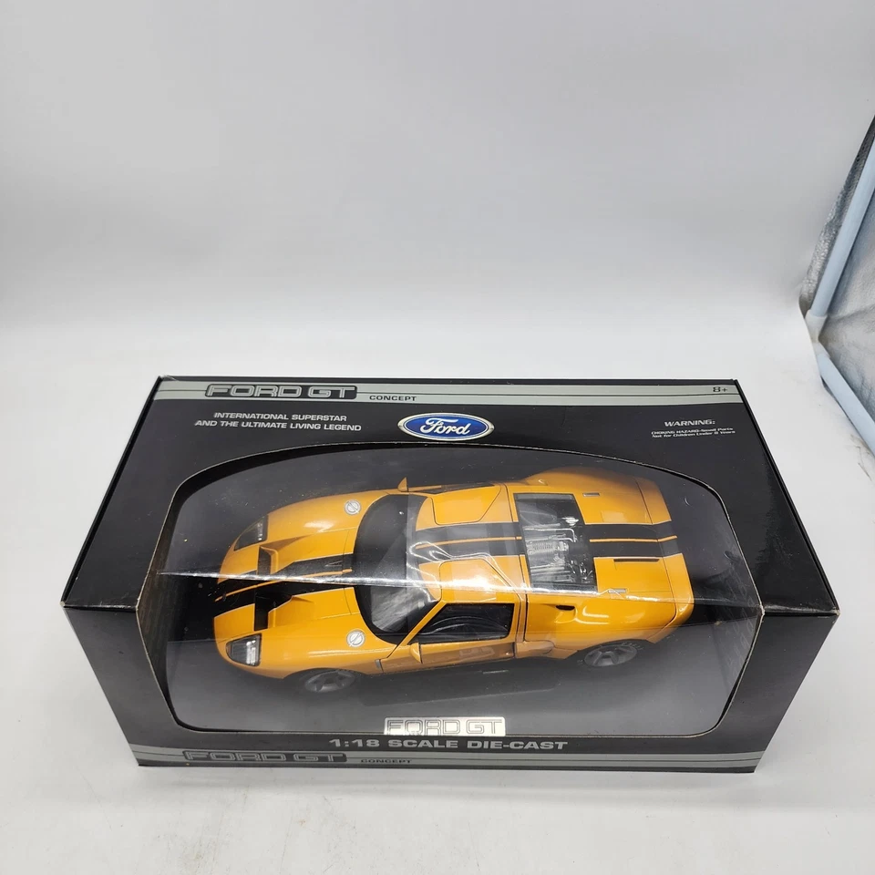Ford GT Concept 1/18 Scale Die Cast Car Yellow W/Black Bean Stalk Group #10020 - Image 2 of 4