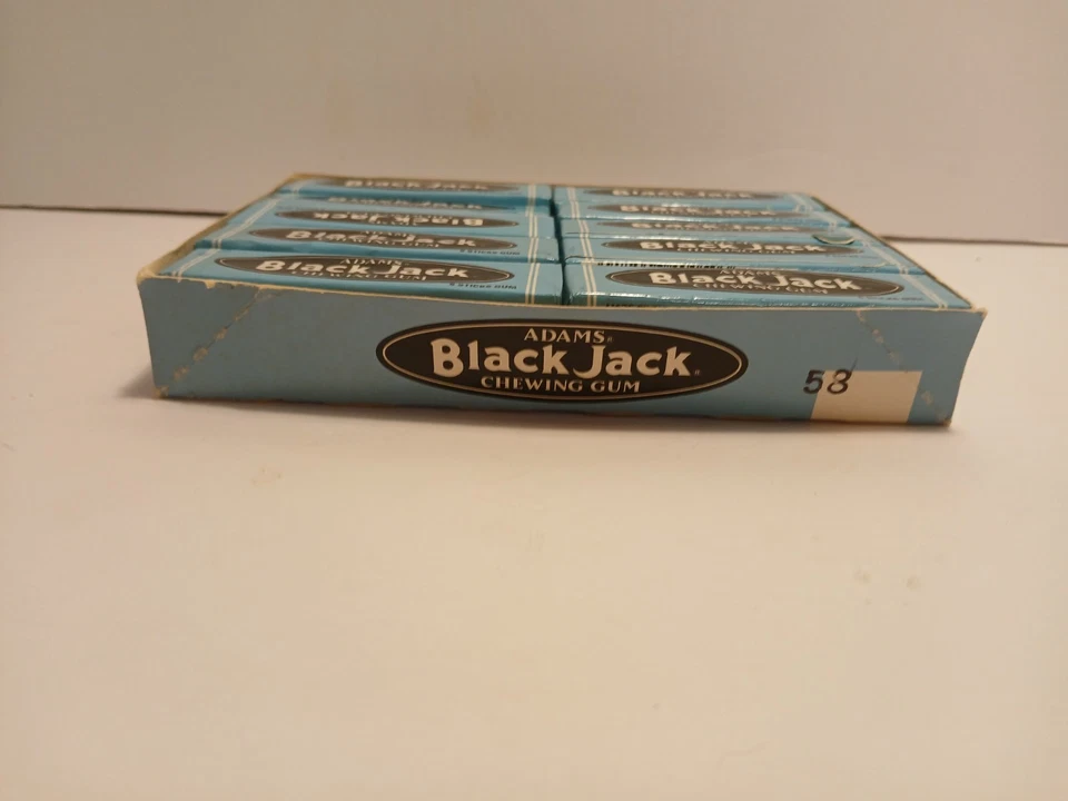 Винтажная жевательная резинка Adams Black Jack — 20 упаковок в полной коробке  - Изображение 2 из 4