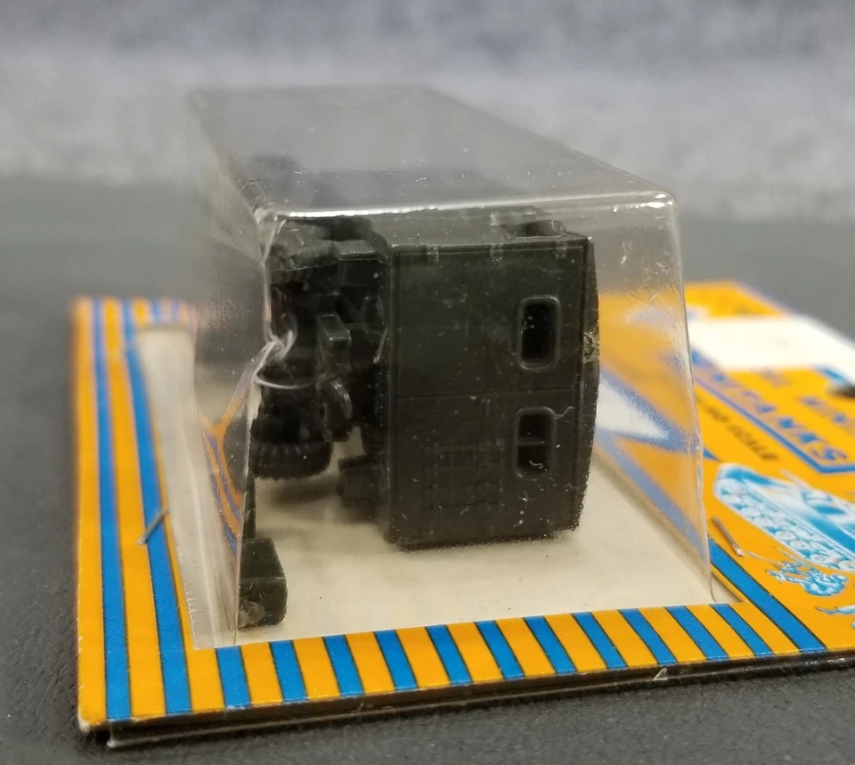 Roco Minitanks 1/87 HO Z-241 MB UNIMOG AMBULANCE TRUCK IOP MADE N AUSTRIA - Image 3 of 4