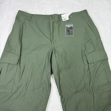 Uniqulo Wide Striaght Cargo Pants Womens 2XL 34-35 Olive Green NWT Pockets