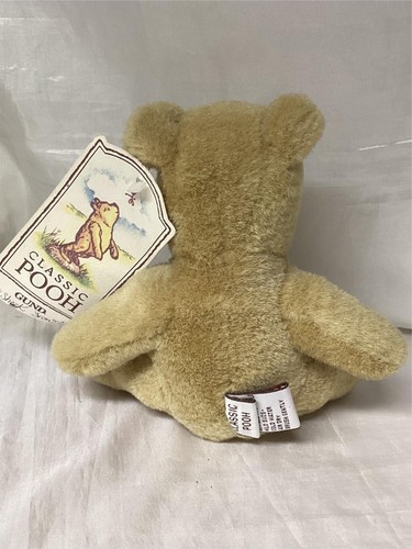 Winnie the Pooh Classic Pooh Style # 7905 con etiqueta adjunta 5,5" alto Gund - Imagen 3 de 12