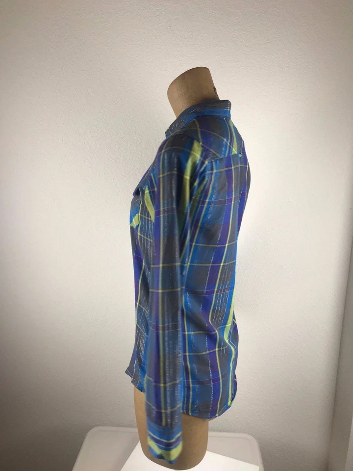 Маленькая рубашка Nollie с длинным рукавом в клетку The Boyfriend Fit на пуговицах сверху. - Изображение 4 из 4