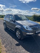 ssangyong rexton w ELX