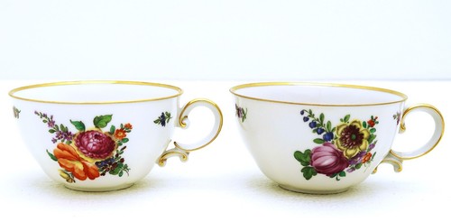 Set of 2 Augarten Wein Hand Painted Porcelain Teacup & Saucer Style 62-6418 #52 - Picture 10 of 14