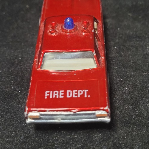 Vintage 1970 Hot Wheels Redline Fire Chief Cruiser Plymouth Excelent Condition - Picture 11 of 14