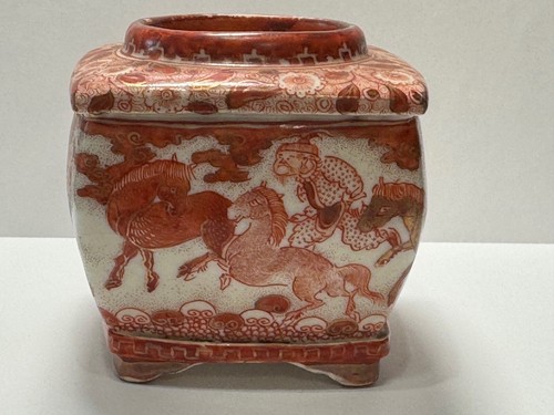 Antique Japanese Porcelain Footed Tea Caddy Hand Painted - Picture 4 of 9