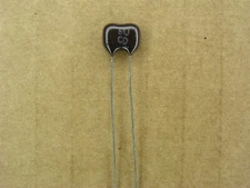 S01029-151A (5 Pc Lot) 51 pf 500 volt 500V +- 5 % pf silver mica capacitor