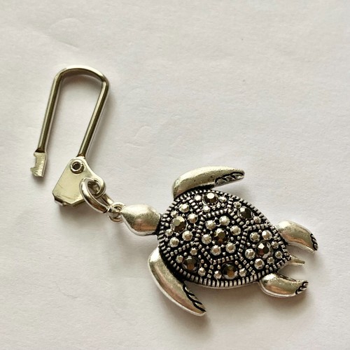 Marcasite Crystal Turtle Keychain Zipper Pull Purse Charm Backpack Silver Plated - Picture 4 of 8