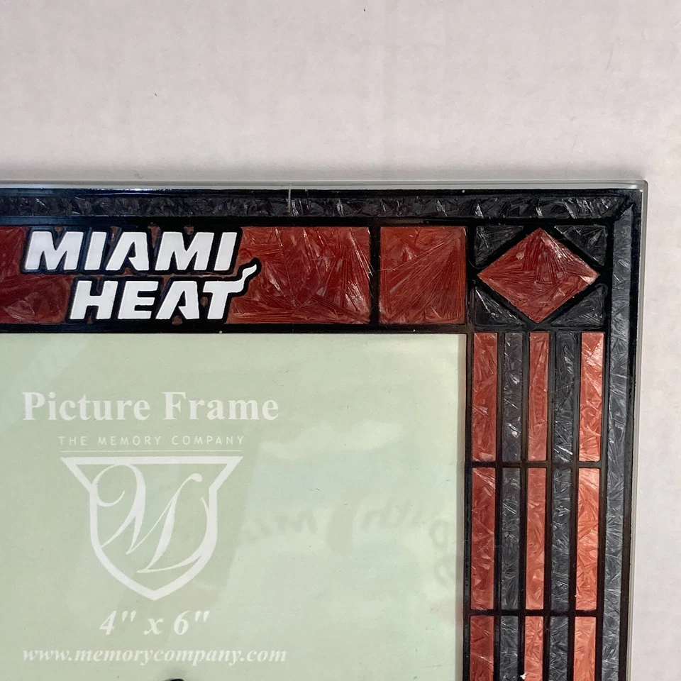Vintage Miami Heat Basketball Team Picture Photo Frame Glass 4X6" Souvenir Rare — 第 4/4 张图片