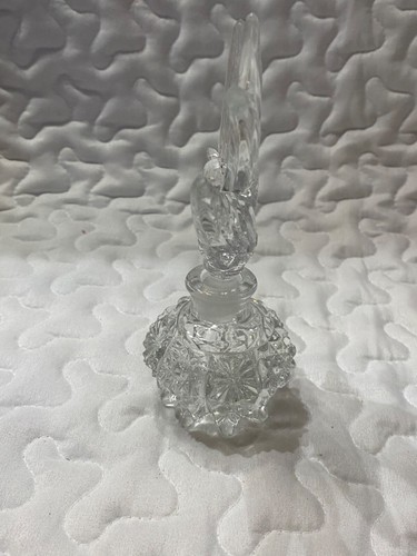 Vintage Cut Crystal Footed Perfume Bottle w/ Bird Stopper - Picture 4 of 9