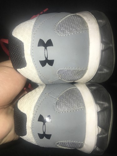 UNDER ARMOUR Running Shoes Men’s Size 13 Grey And White Comfortable - Picture 3 of 6