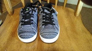 NWT Boys And1 Casual Raven SNEAKER SHOES YOUTHS 3-5-6