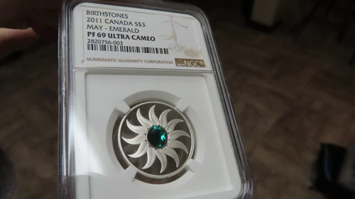 2011 CANADA MAY BIRTHSTONE EMERALD SWAROVSKI CRYSTAL $3 1/4 OZ SILVER NGC PR69