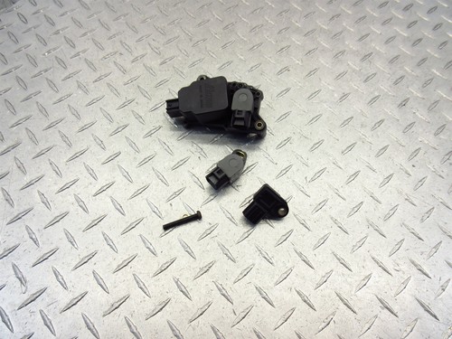 2004 04-05 Suzuki GSXR 750 GSXR750 TPS Throttle Position Actuator Sensor OEM - Imagen 9 de 11