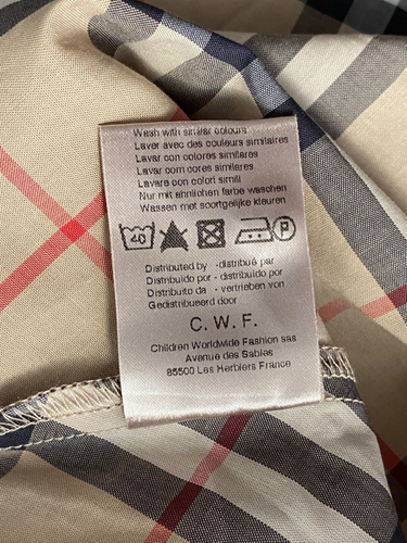 BN GIRL'S BURBERRY NOVA CHECK SHORT SLEEVE SHIRT - 5 YEARS ! - Picture 6 of 6