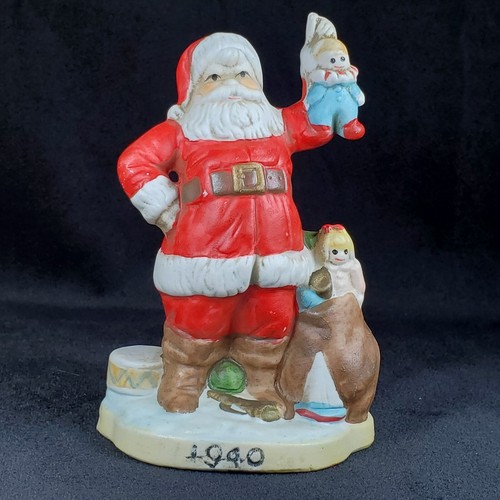 A Century Of Santa's 1940 Vintage Hand Painted Porcelain Figurine #9905 NOS - Picture 1 of 11
