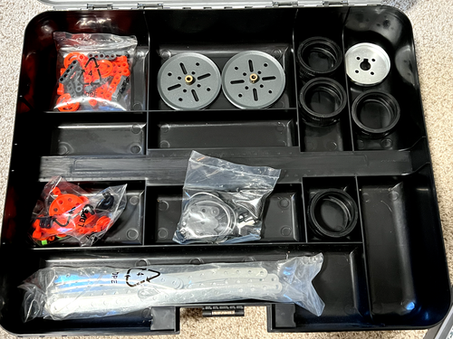 New Unused Erector Set Meccano #7080 Special Edition Crane Motor with Grey Case - Picture 4 of 7