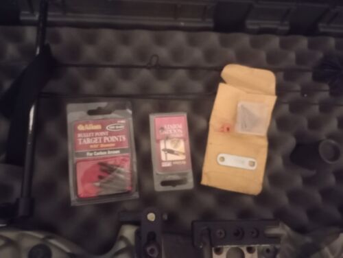 Plano Protector Series Case And Vintage Whitetail 2 Bow Plus Extras! - Picture 4 of 9