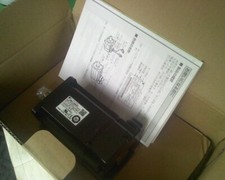 1PC YASKAWA AC SERVO MOTOR SGMJV-04ADAB1 NEW ORIGINAL FREE EXPEDITED SHIPPING//