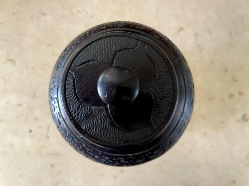 Vintage African Ebonised Carved Lidded Bowl of Man on a Granite Base. 24cm Tall - Picture 10 of 12