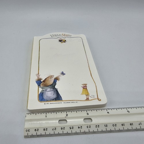 Hallmark Vera Mouse Marjolein Bastin Note pad Memo Pad Stationery Bee 1997 - Picture 8 of 8