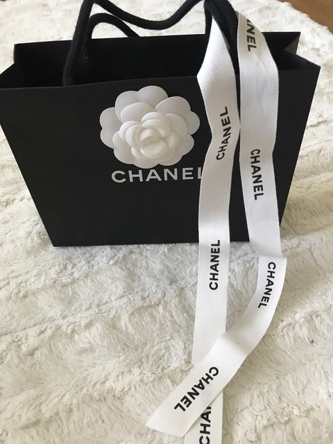 chanel paper gift bag