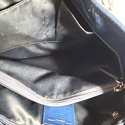 Authentic Coach Poppy Dark Blue Patent Leather Shoulder Bag - Stylish & Chic - Picture 10 of 17